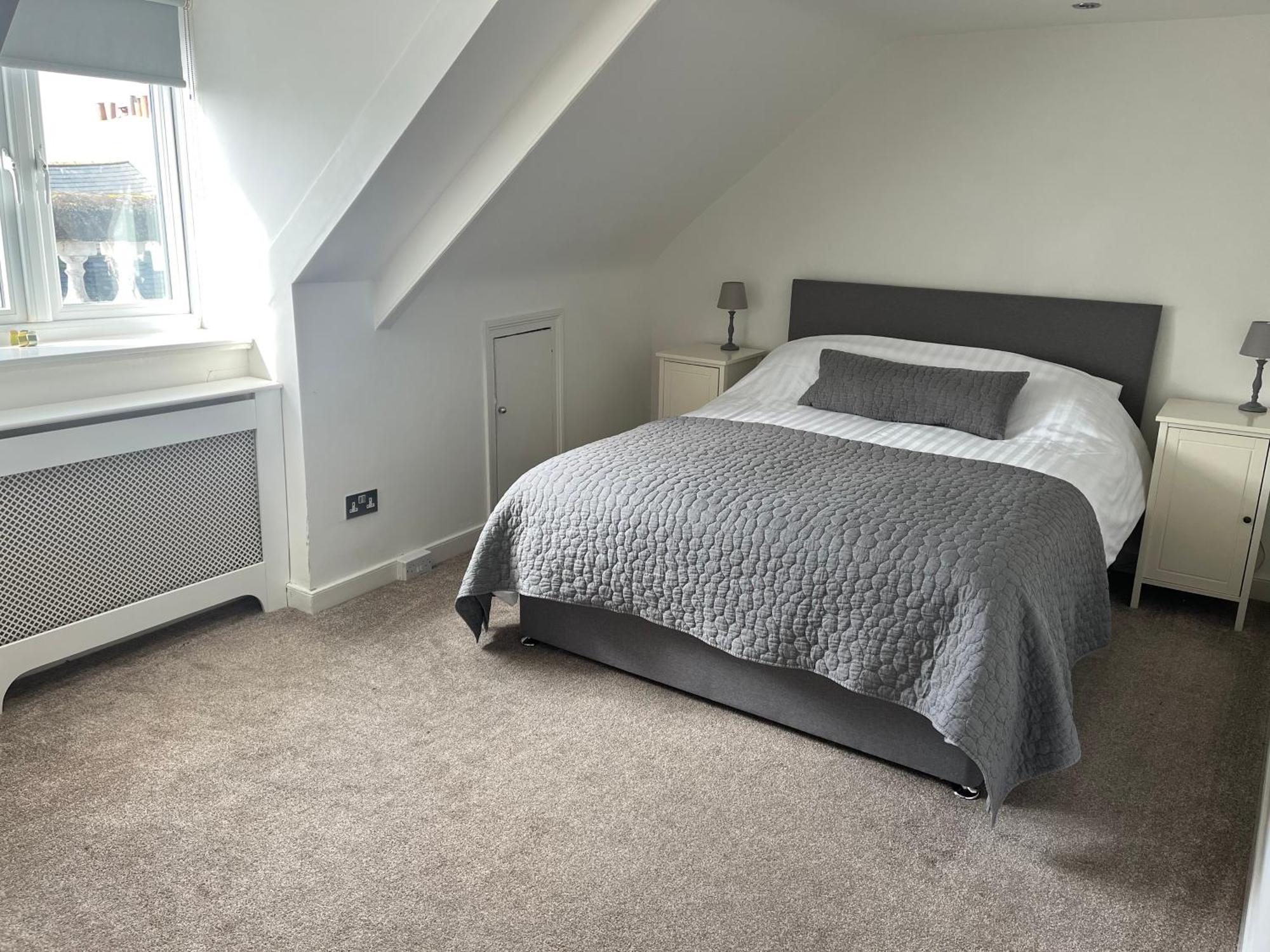 Large Modern Maisonette With Parking Plymouth Exterior photo