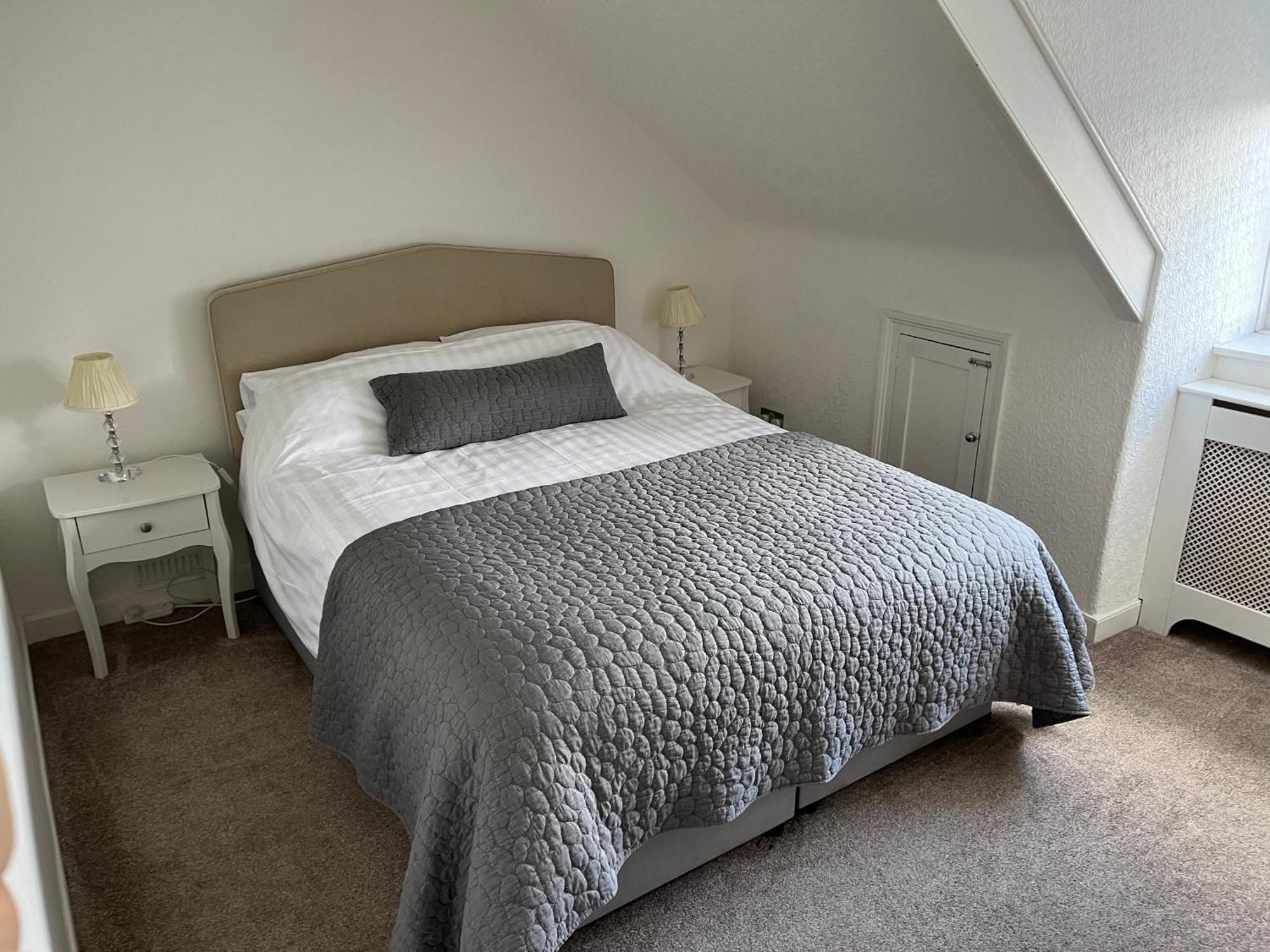 Large Modern Maisonette With Parking Plymouth Exterior photo
